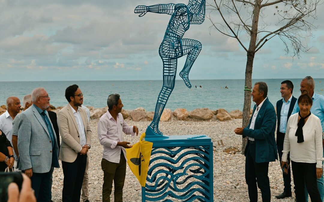 Villeneuve-Loubet : Dévoilement de la sculpture « Le Sprinter » !